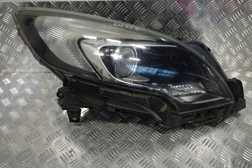 фото №1, Opel zafira c лампа перед передняя правая uk 12-