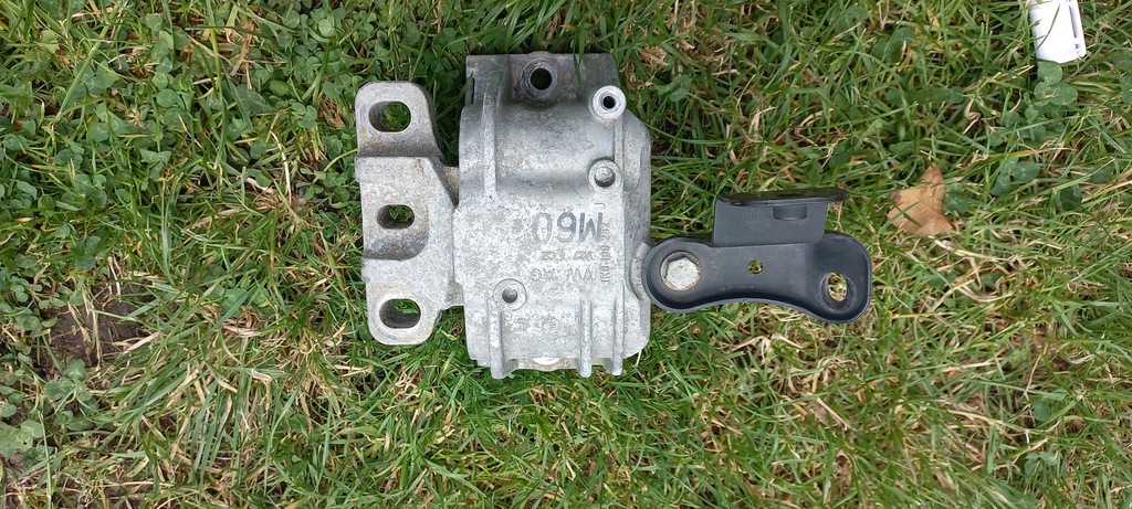 фото №4, Подушка двигуна vw golf 1k0199262j