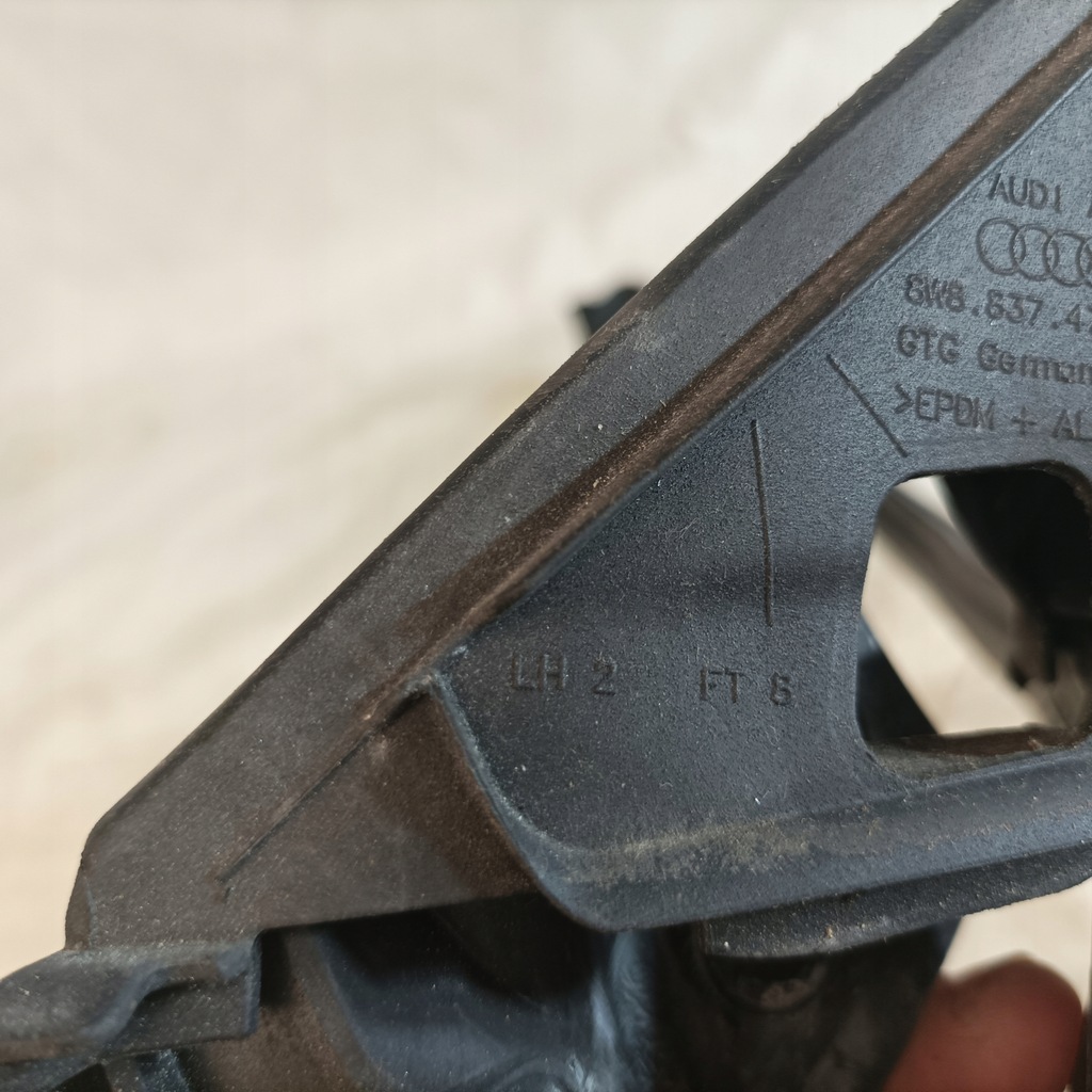 фото №8, Audi s5 a5 8w8 18- прокладка скло лівий перед usa