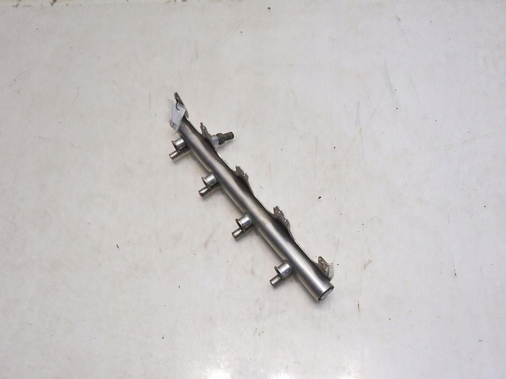 фото №8, Молдинг упорскування audi a3 8p 2.0 t 06f133317