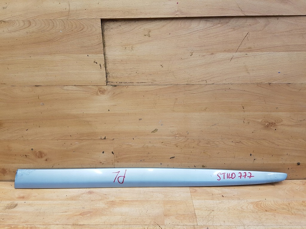 фото №1, Молдинг боковая дверь перед левая fiat stilo