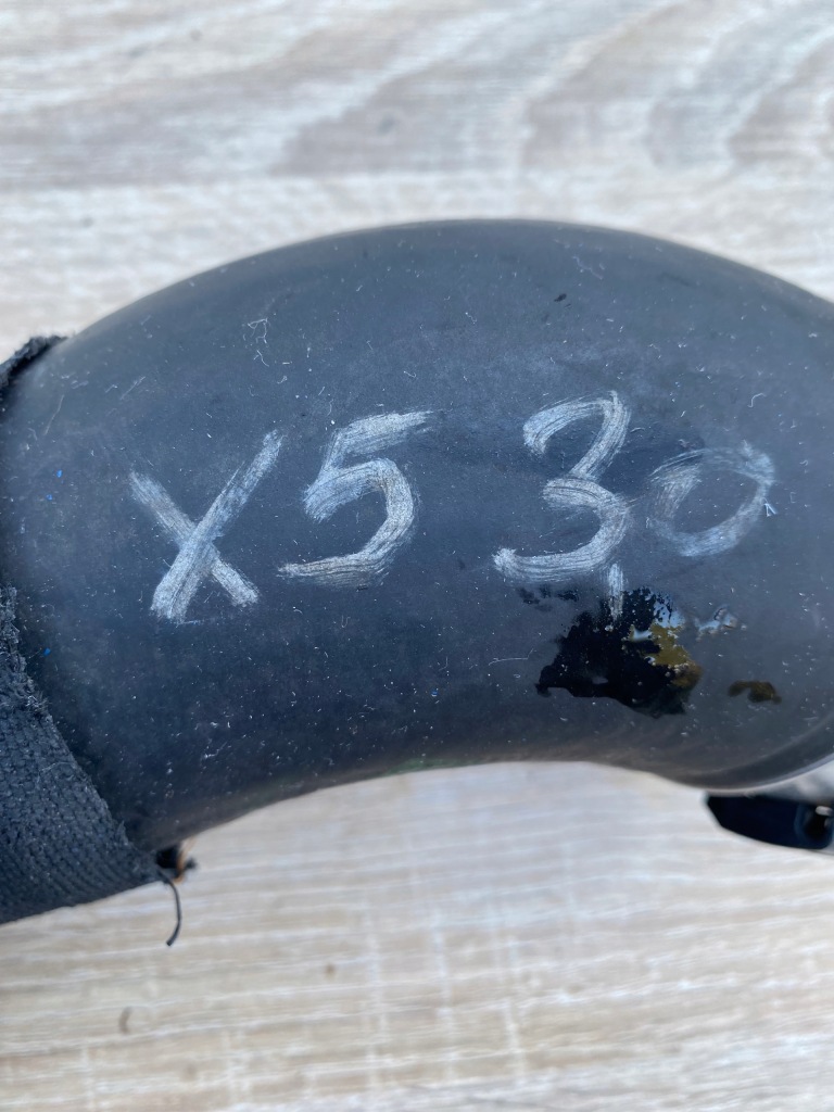 Труба пабтрубок  шланг воздуха интеркулер bmw x5 f15 x6 f16 3.0 d - 7823237 Доставка