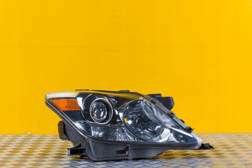 фото №1, Lexus lx lx570 2008- фара лампа обычная линзованная r usa