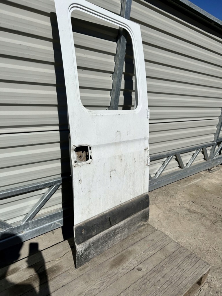 фото №2, Двері праве задня задні renault master ii doka dubel кабіна
