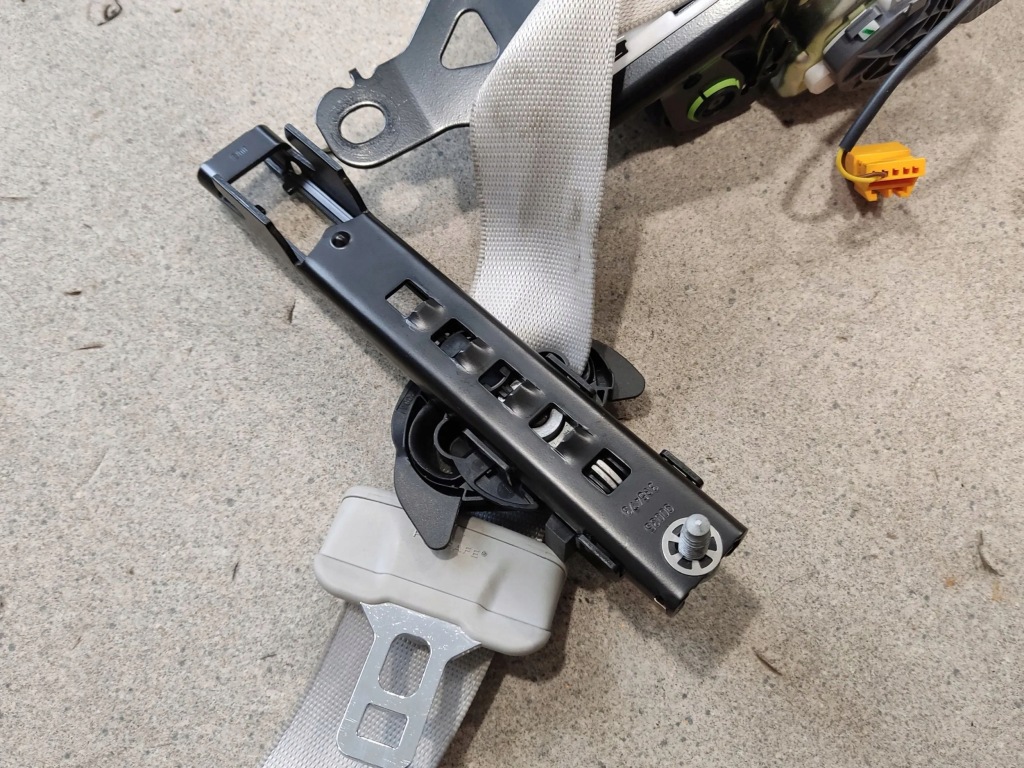 фото №13, Передній pas безпеки перед сторона ліва mercedes s w222 a2228605085