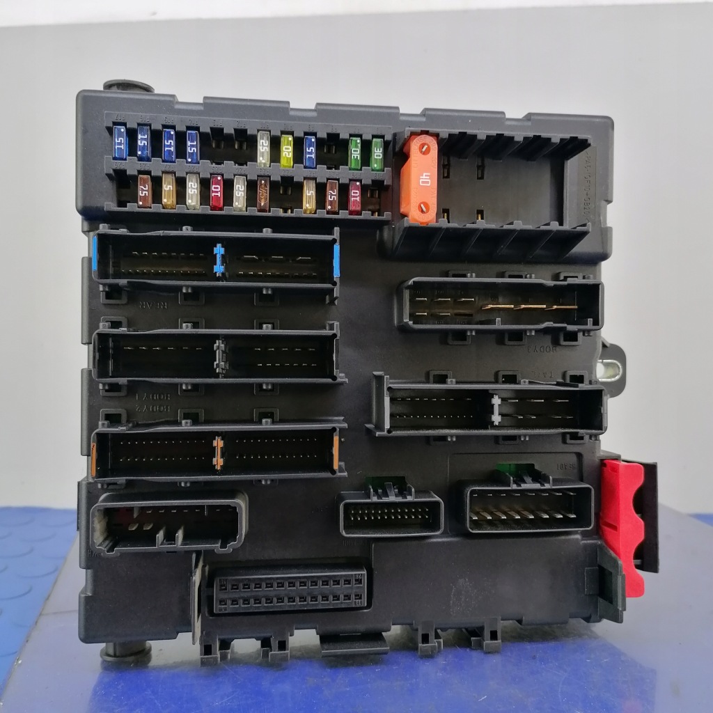 фото №1, Opel vectra c модуль коробка bsi 13170891