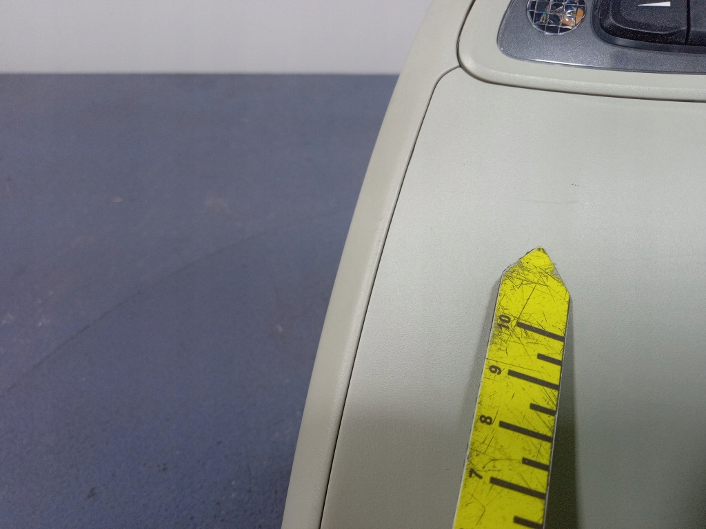 фото №11, Volvo v40 ii ліхтарі стельовий освітлення кабіни 31268141