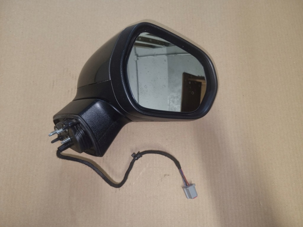 фото №1, Ford fiesta mk8- дзеркало праве 6 pin