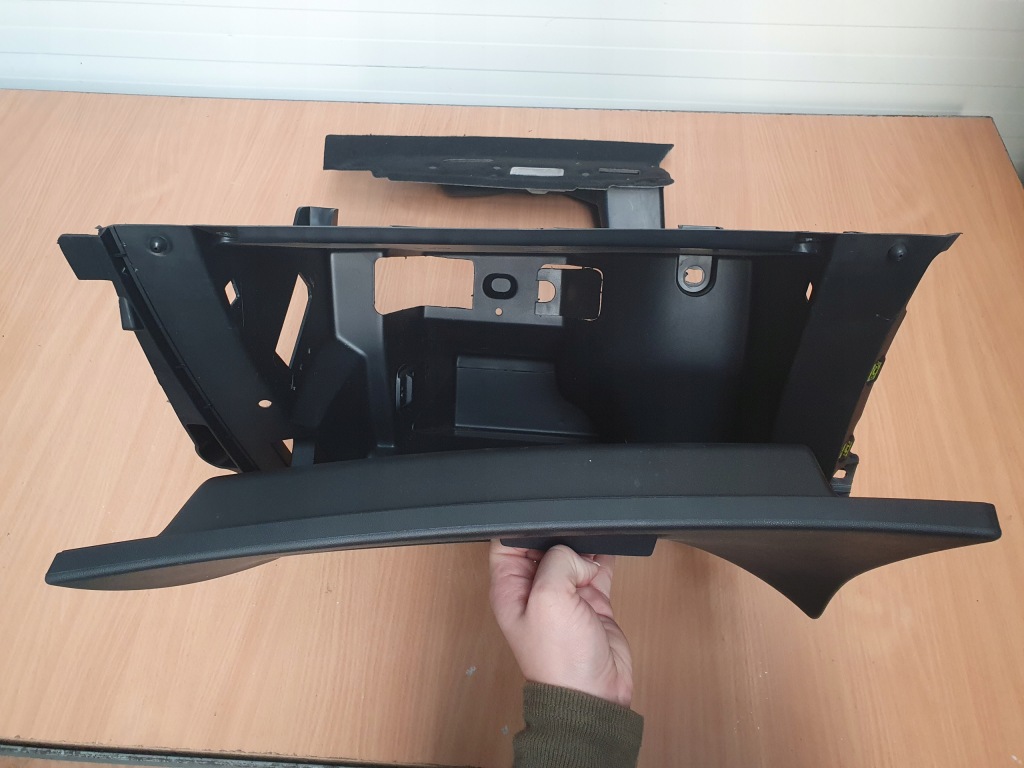 фото №3, Бардачок пассажира citroen c4 picasso ii 18r