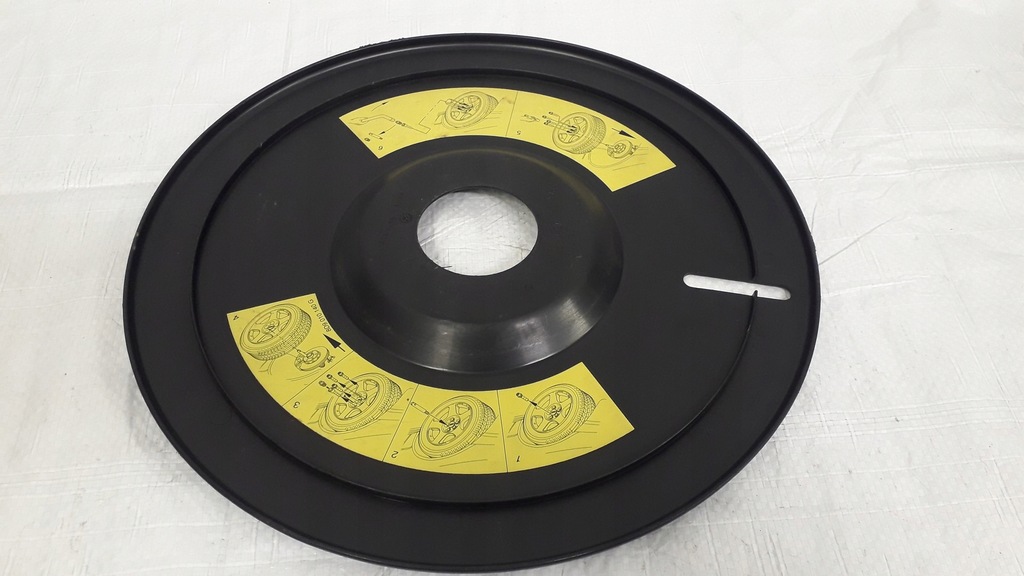 фото №16, Захист колеса запасного audi 8d9012116 8d9010140