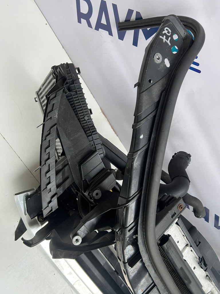 фото №7, Pas передній радіатор audi q7 4l 3.0 tdi