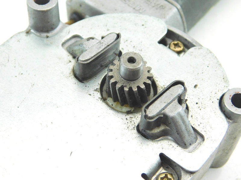 фото №7, 15/18 subaru legacy ii моторчик модуль люк