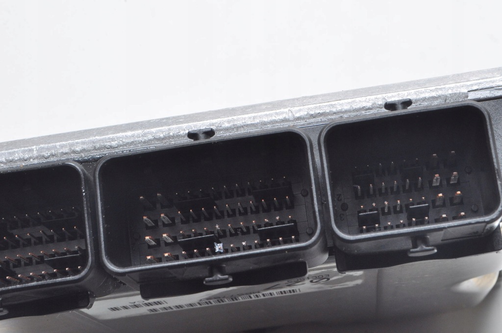 фото №6, Mitsubishi carisma 1.9 бортовой компьютер двигателя mr577027