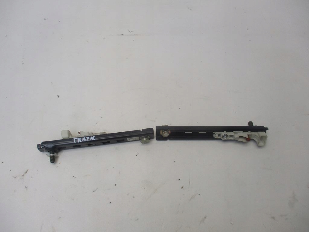 фото №1, Регулювання висоти поперечина ліва права trafic vivaro