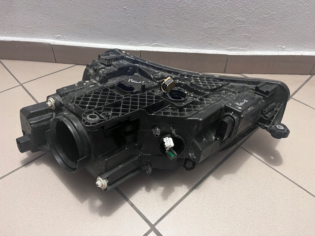 фото №16, Лампа передняя перед правая skoda superb iii 3 ксенон 15- 3v1941016b