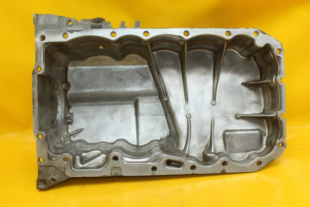 Піддон масляна mini r60 toyota n47c20a 2.0 d 17478601 7811592 Київ