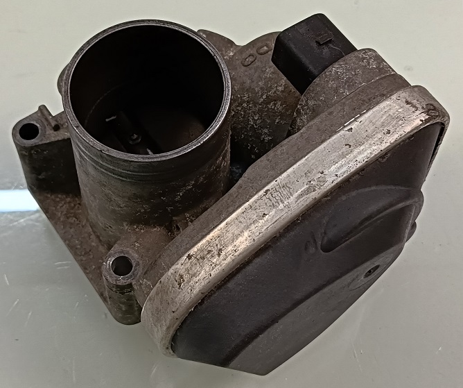 фото №1, Vw polo iv 9n 03 r 1.2 12v дросельна заслінка 036133062n