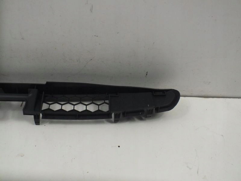 Clio 2 решітка решітка  решітка радіатора бампера оригінал в Україні