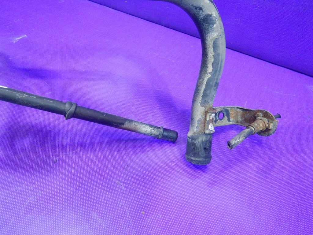 Opel adam 12- 1,4 труба заливної заливна горловина пального 13356937 Ціна