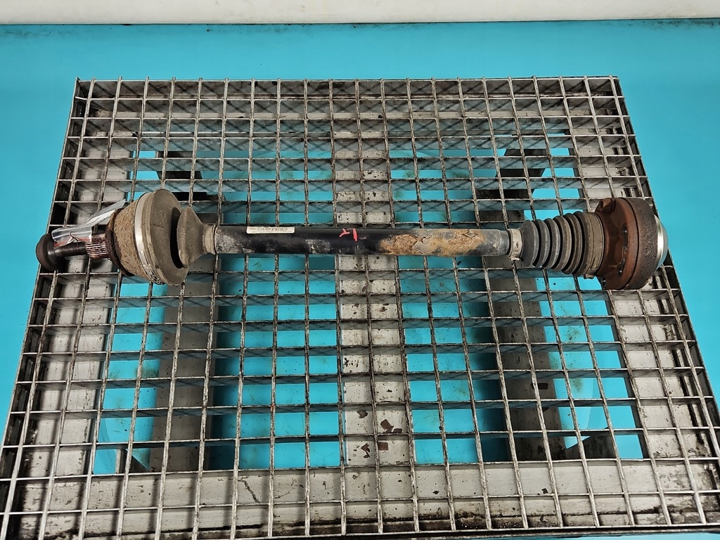 фото №1, Приводной вал задняя левая audi a6 c6 3.0 tdi lift