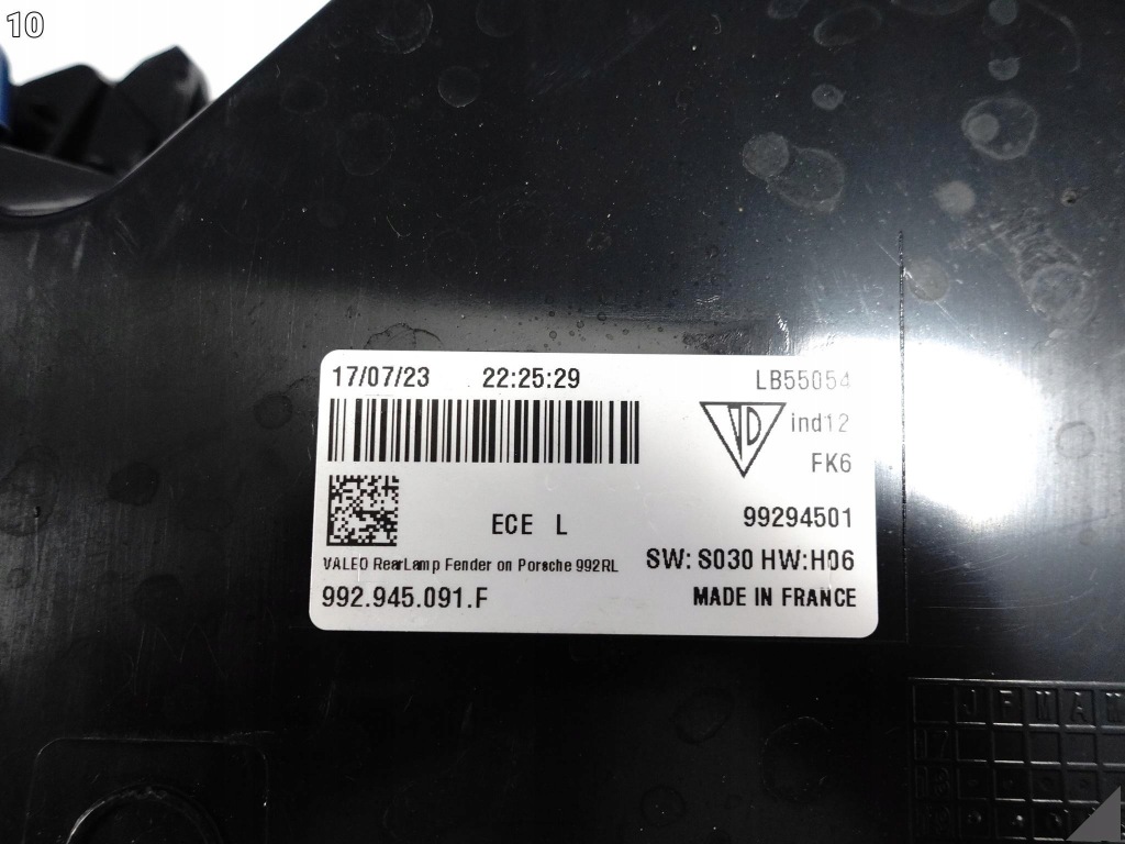 фото №11, Porsche 911 992 19- лампа led левая задняя eu 992945091f