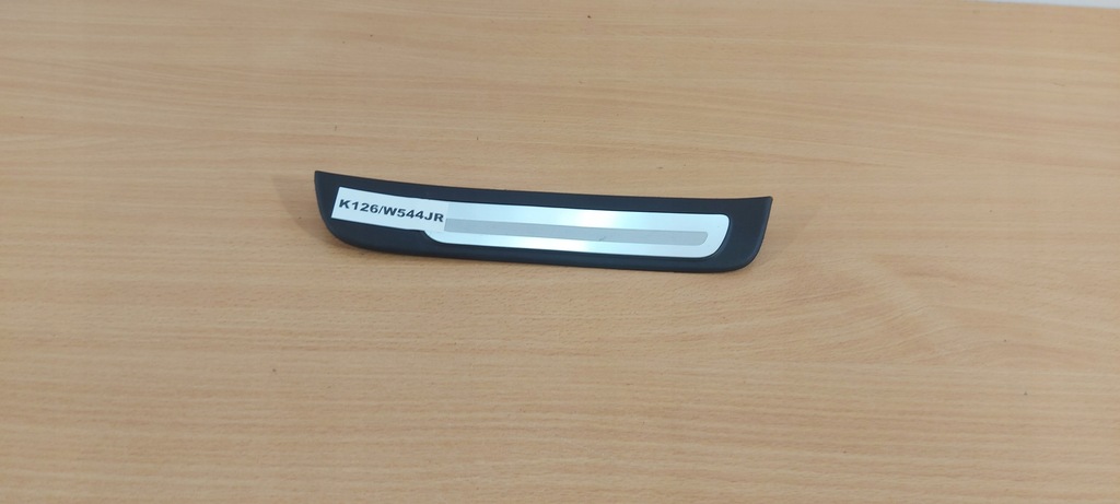 фото №1, Adui a4 b8 права молдинг поріг задня накладка rh