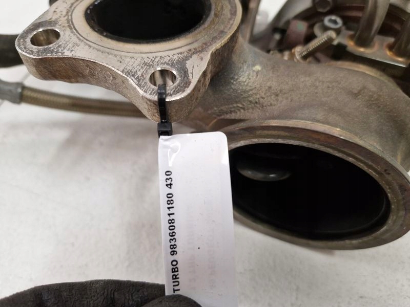 Peugeot 2008 ii 2 1.2 thp турбіна турбонагнітач turbo 9836081180 Оригінал