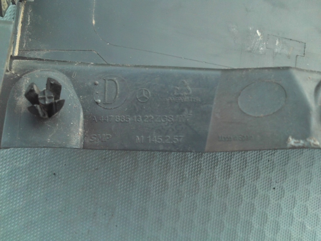 фото №6, Накладка уголок бампера левый правый задняя vito 447 w447 14-