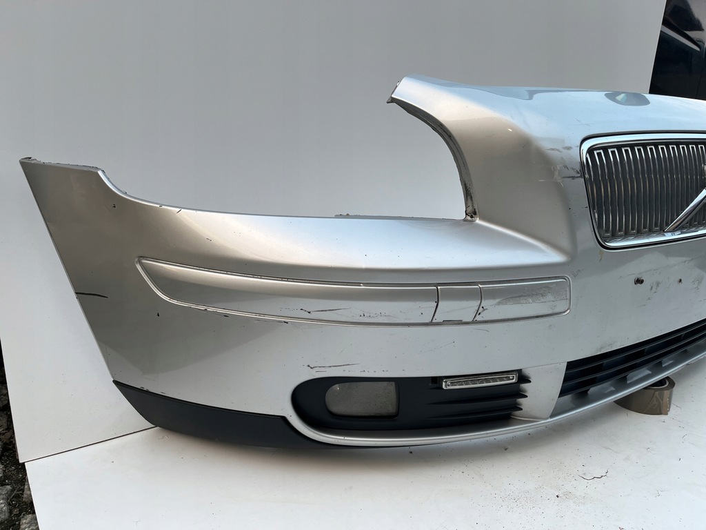 фото №11, Бампер перед volvo v50 426-26 04-07r.