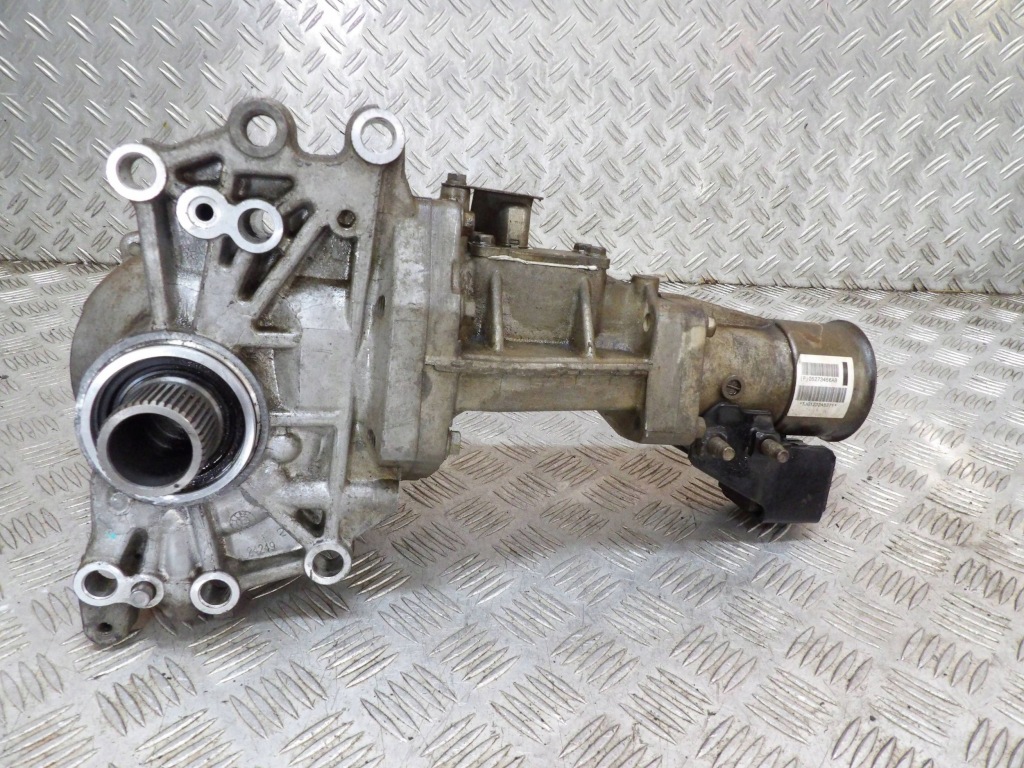 Купити Jeep compass 1 2.4 редуктор 05273456ab