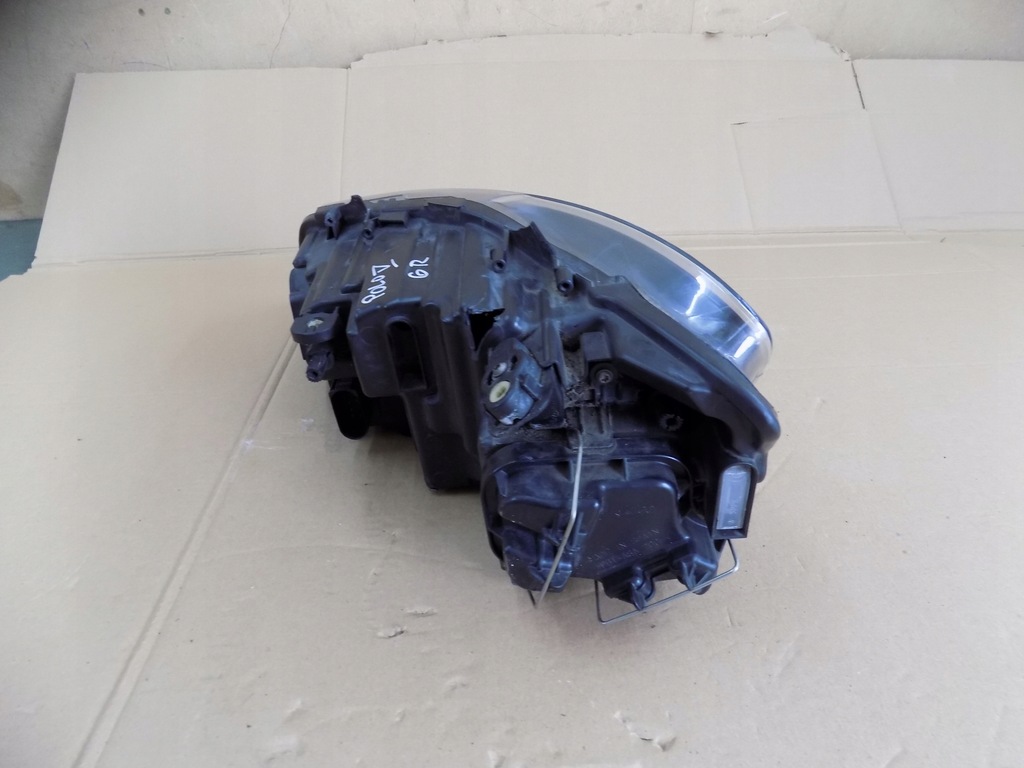 фото №7, Vw polo v лампа правый перед правая передняя 6r1941016e оригинал