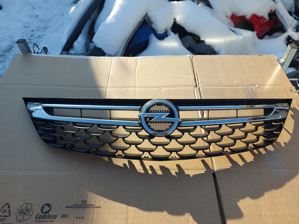 фото №1, Решётка радиатора бампера opel astra k v 15-