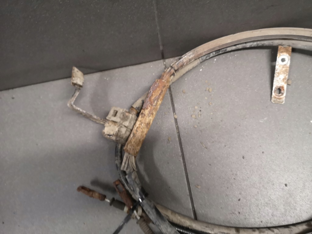 фото №5, Трос тросы тормоза ручного audi a8 d2 4d0609721k