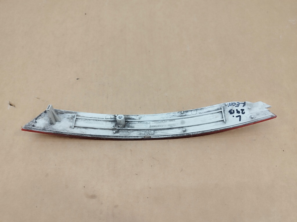 фото №12, Отражатель правый + левый бампер задняя seat leon ii lata 2005-2009 комплект