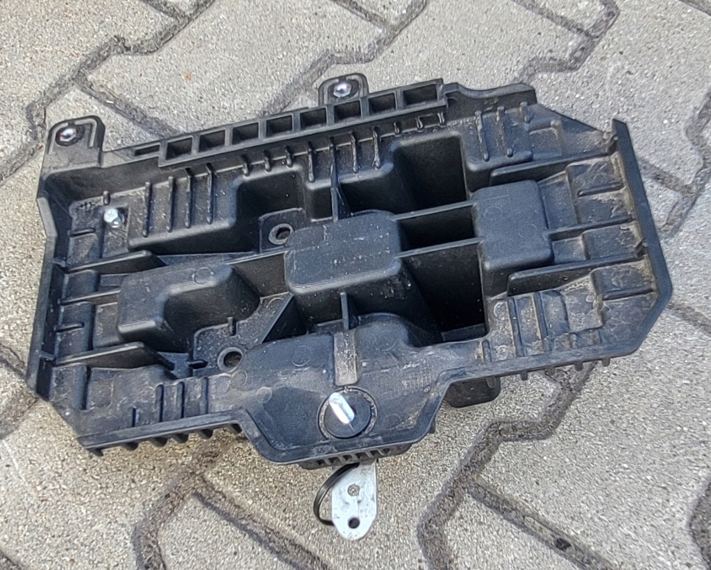 фото №1, Hyundai santa fe iv 18 основа акумулятор