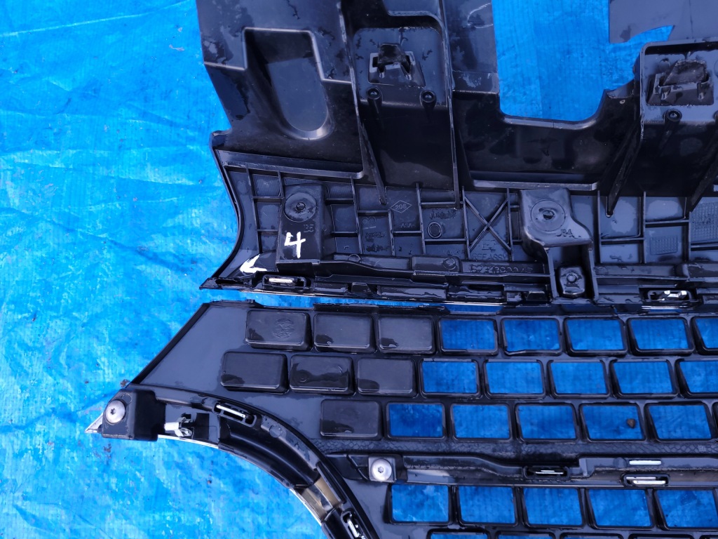 Renault trafic iii | решётка радиатора решётка радиатора хром бампера перед lift 623109004r Оригинал