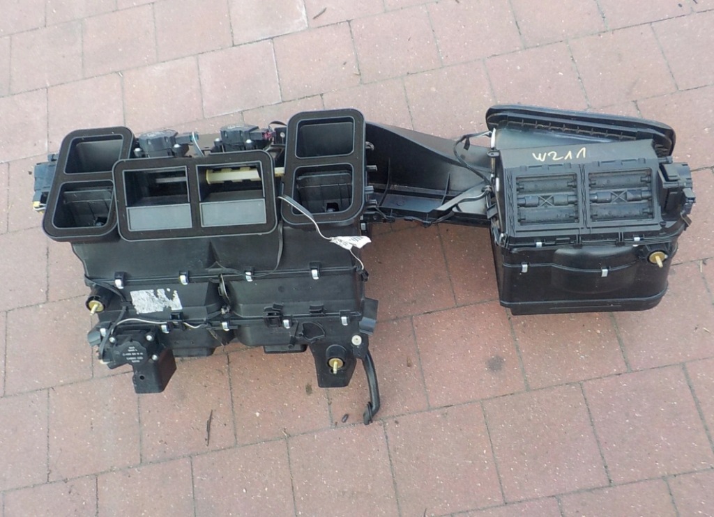 фото №1, Mercedes w211 отопитель a2118300761 europa