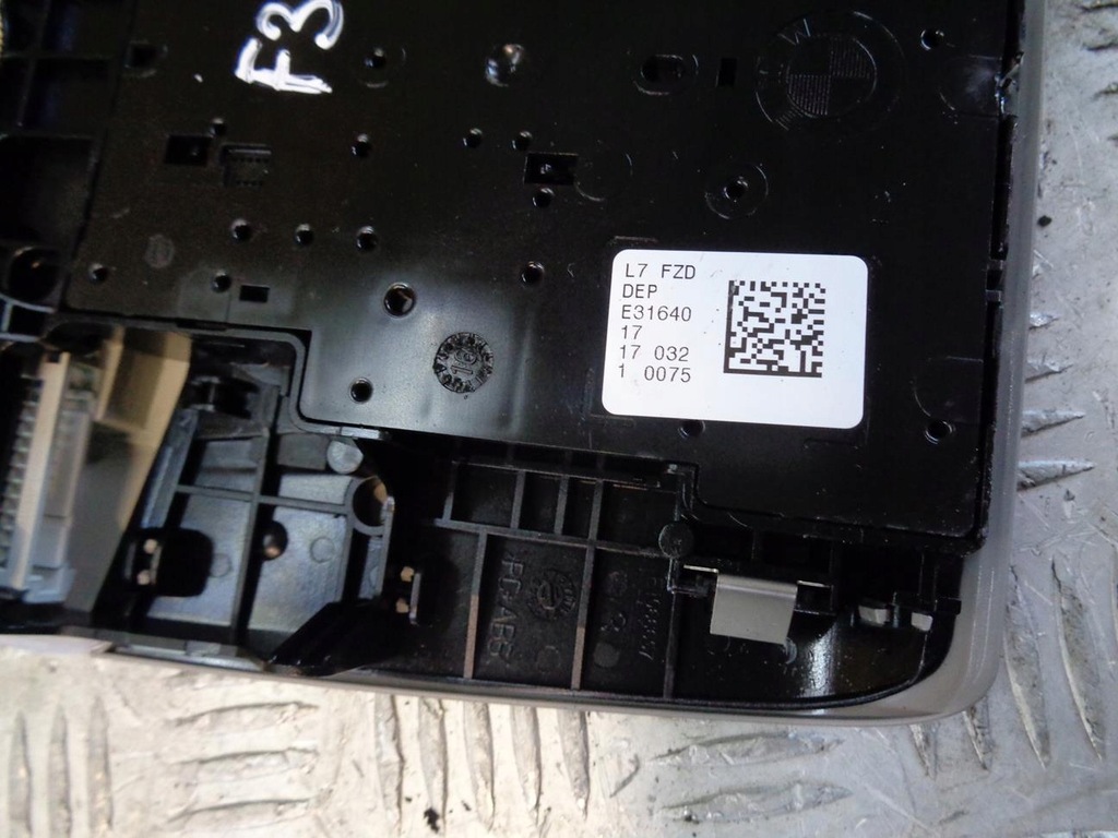 фото №9, Освітлення лампа стельовий кабіни bmw 3 f30 f31