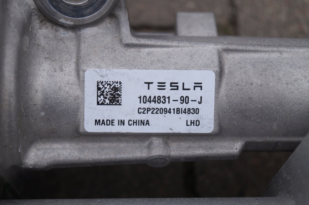 Рулевая рейка молдинг редуктор tesla model 3 17-21 с Разборки