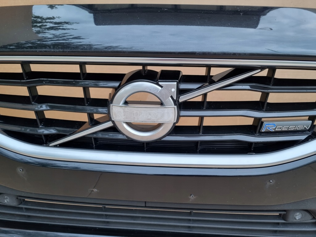 фото №5, Volvo v40 r-design бампер передній kompletny 452