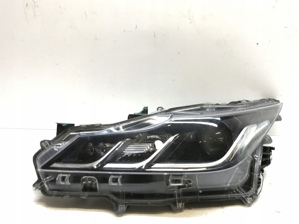 фото №1, Toyota corolla e21 sedan лампа левая перед обычная