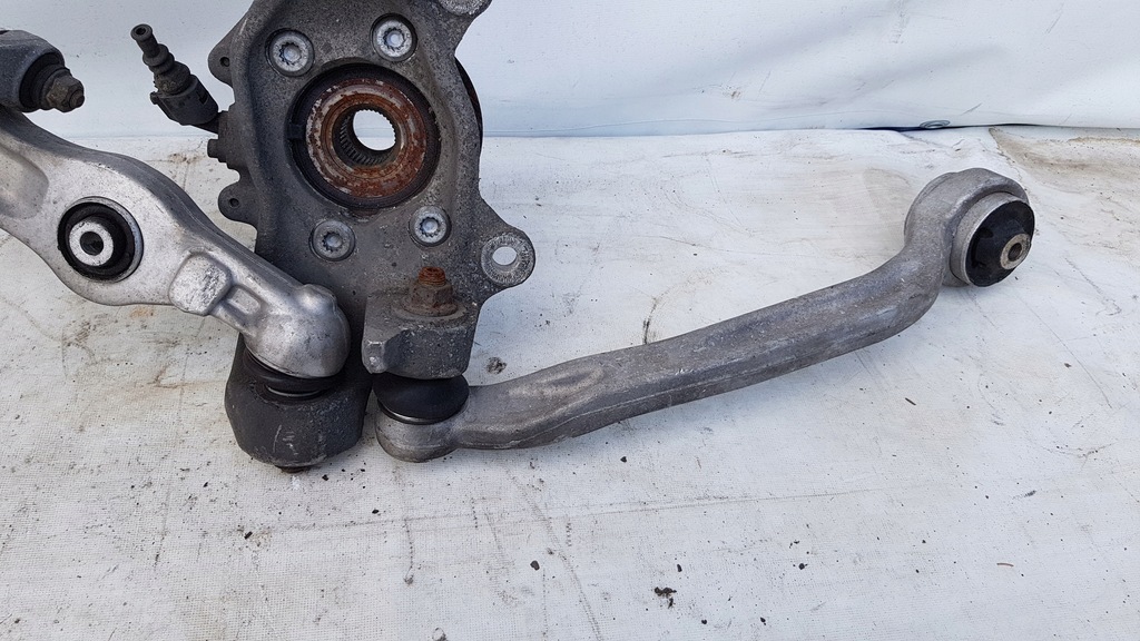 фото №10, Поворотний кулак важіль права audi a6 c6 3.0