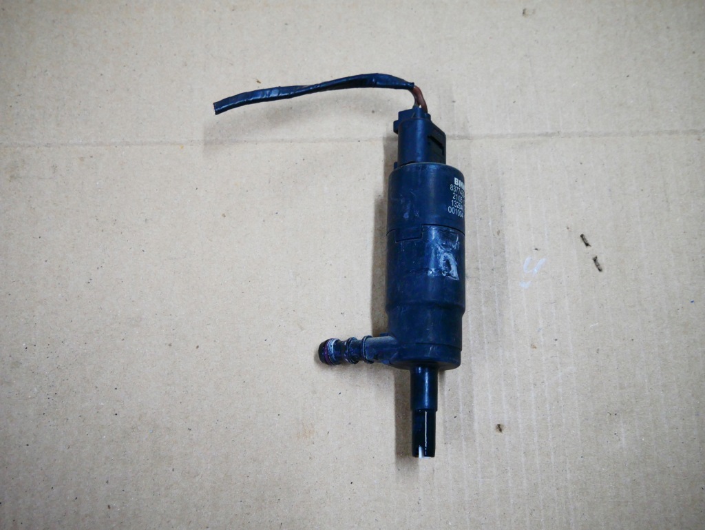 Купити Bmw e83 e87 e90 e36 e39 e46 e53 e60 помпа омивача фари 8377430
