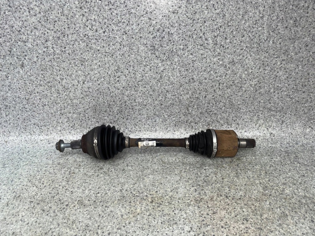 Купить Skoda suberb audi q3 приводной вал 3q0407271ah