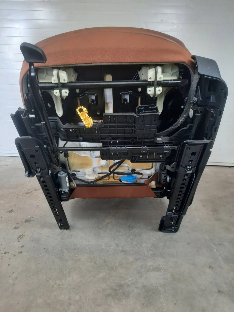 фото №7, Сиденье левый перед передний кожа mercedes glc w253 x253