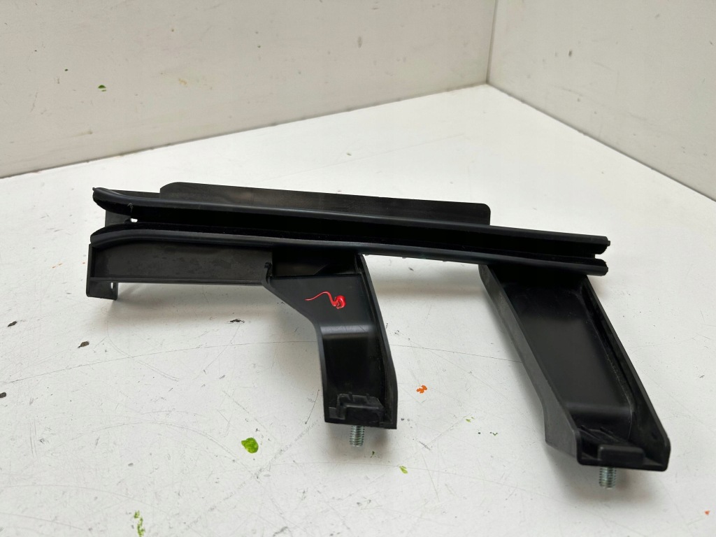 2018 opel combo d направляющая стекло дверь передних 51810885 в Украине