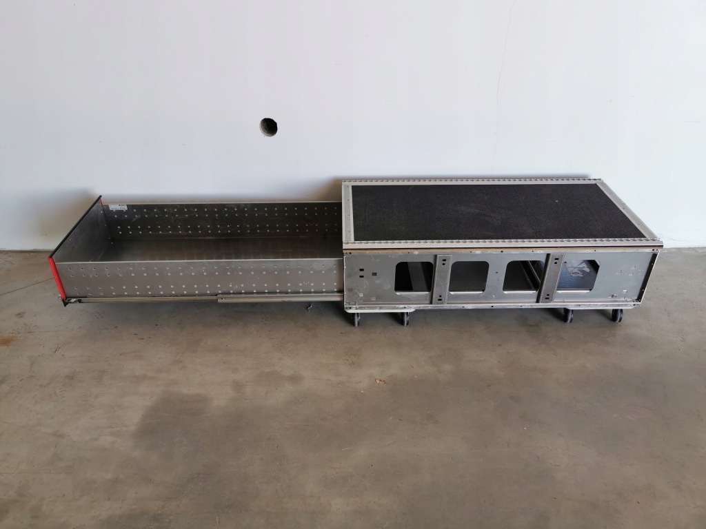 Шухляда нижня підлогова do автобус автомобіля regał автомобільний сервісний Зі Шроту