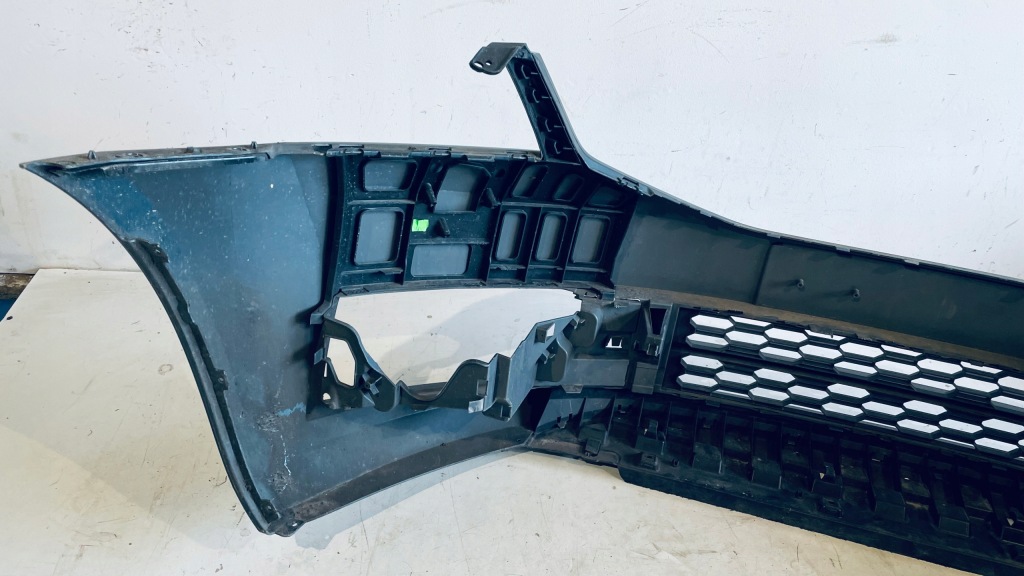 Купити Бампер передній skoda octavia iii lift 5e0807221n
