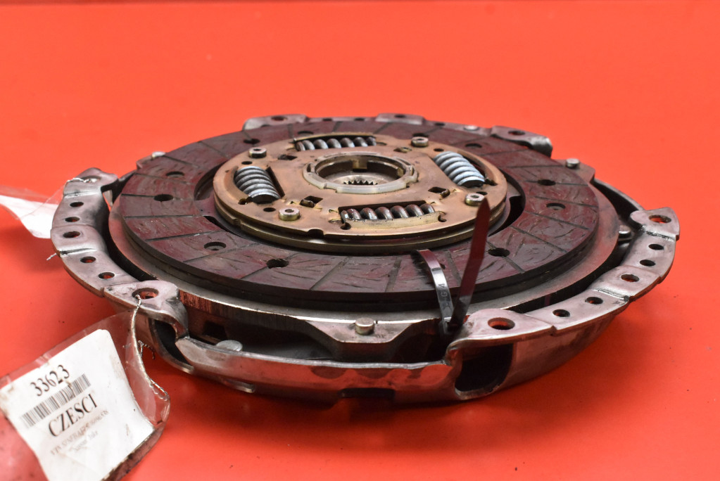 Купити Зчеплення диск притиск ns-68 nissan juke 1 1 1.6 16v 117 km 10-14