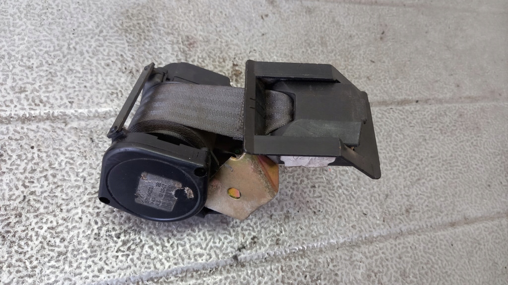 фото №1, Pas безпеки задня volvo v40 s40 02r